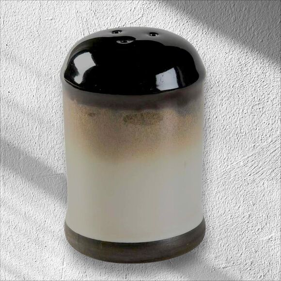 Vintage Sango Nova Black Salt and Pepper Shakers - Picture 9 of 16